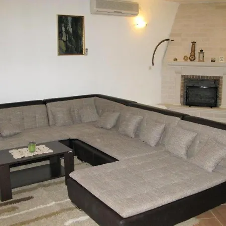 Apartment Danijela - Sea View Splitska